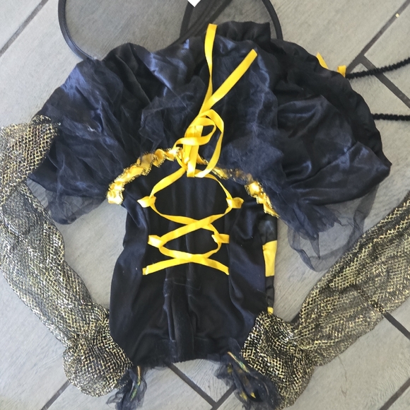 Get Ready for Halloween – Rubie’s Girls Bumblebee Costume w/‎ Wings H17 - Picture 6 of 8